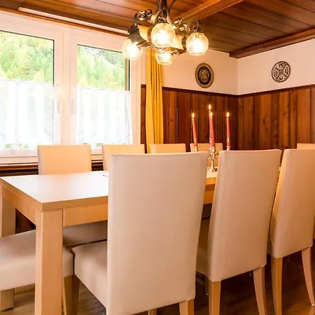 Alpenroesli Chalet