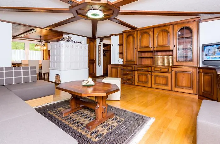 Alpenroesli شاليه *