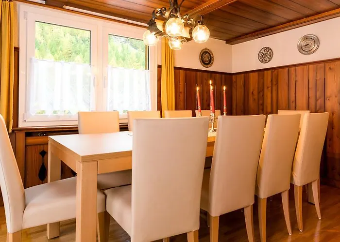 Alpenroesli شاليه