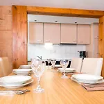 Alpenroesli Chalet *