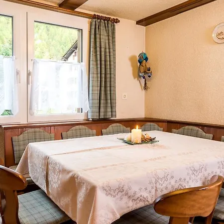 Alpenroesli Chalet Saas-Almagell