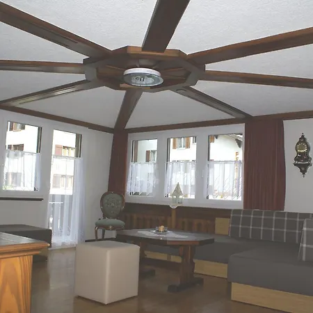 Alpenroesli Chalet *